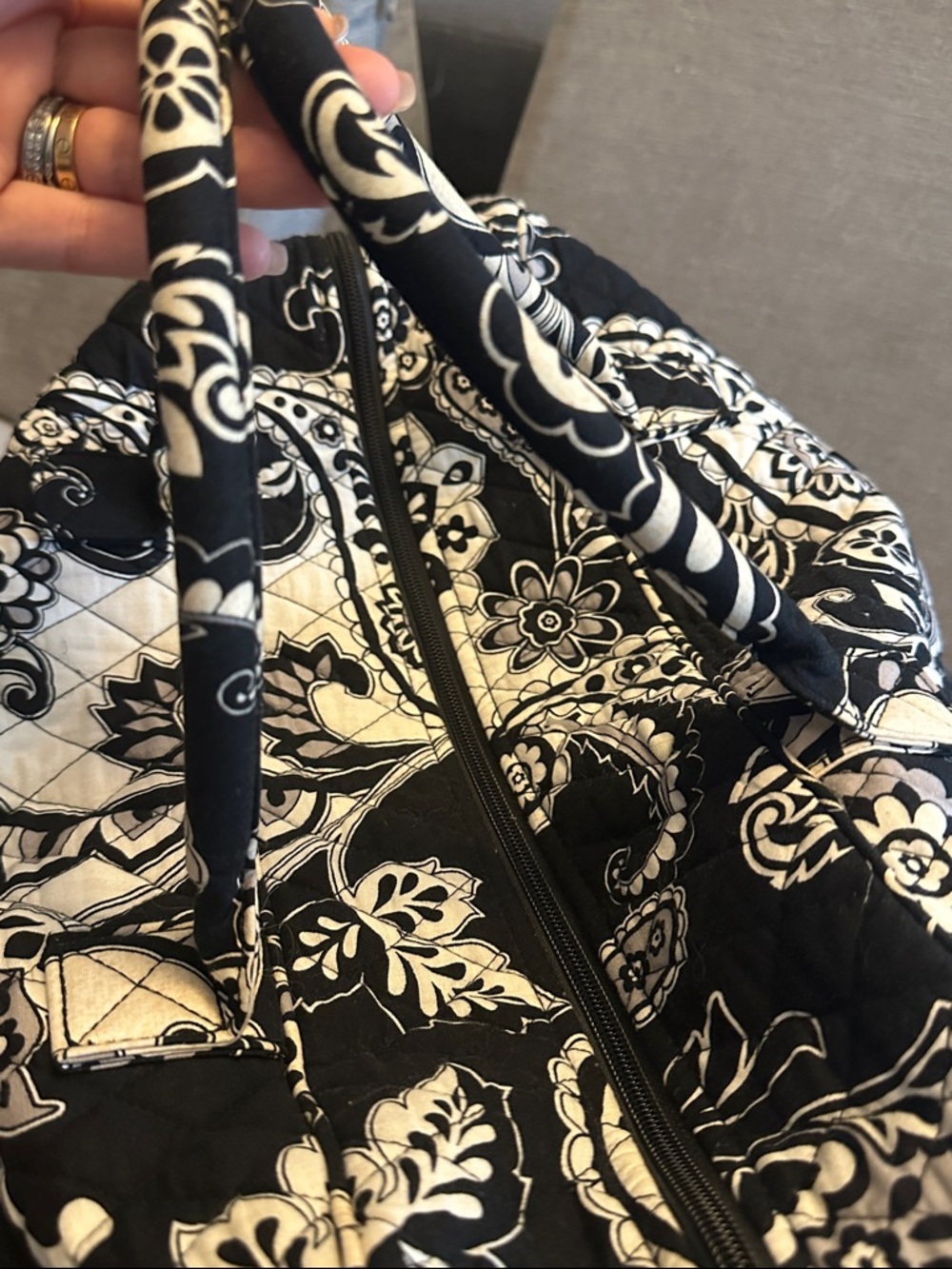 Vera Bradley weekender/carry on bag bundle - Picture 3 of 7
